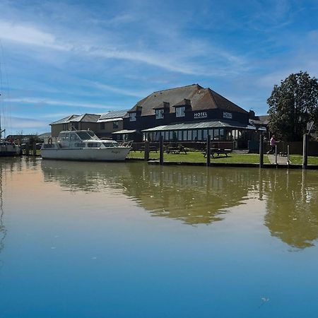 The River Haven Hotel Rye Extérieur photo